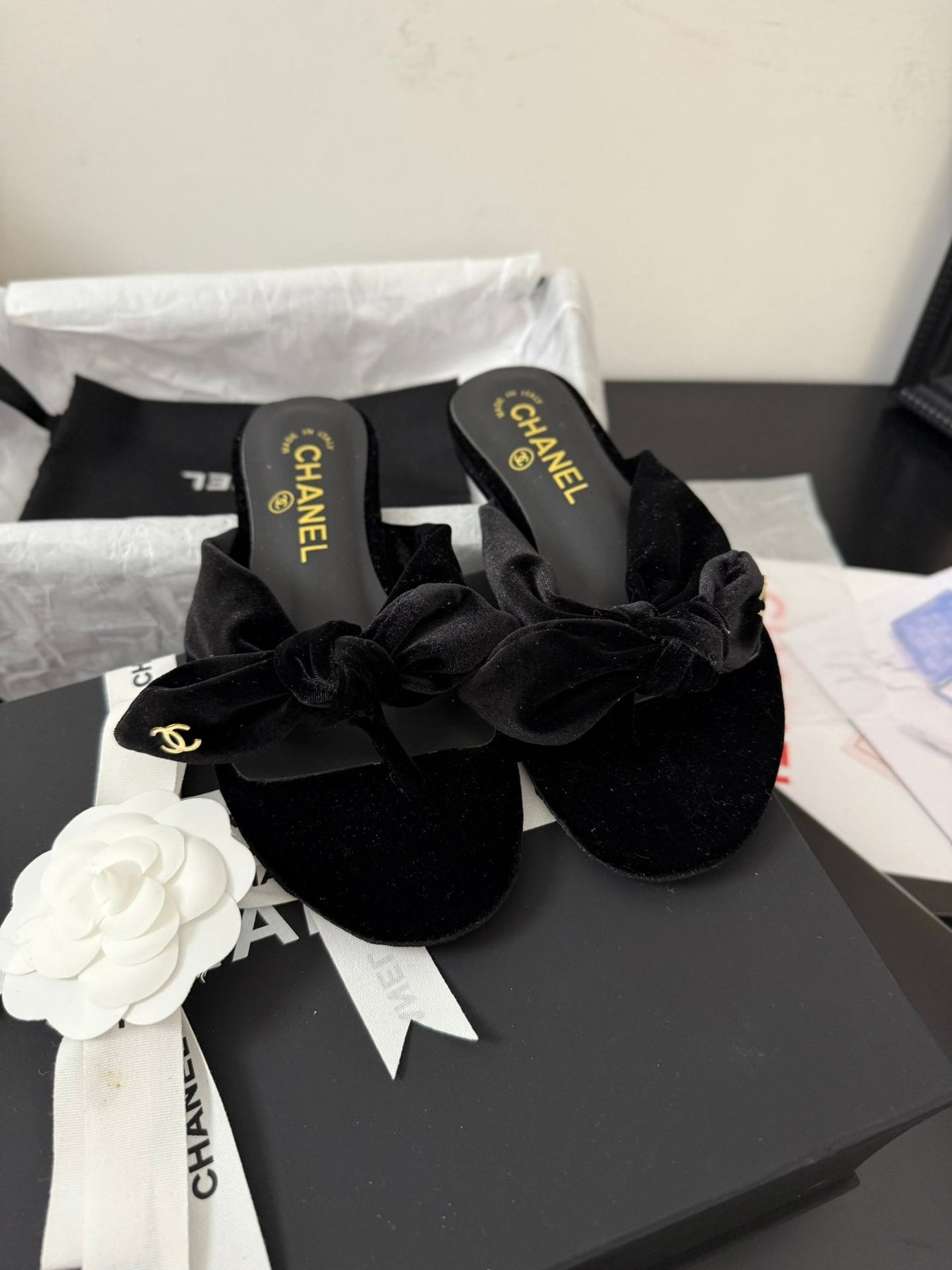 CC 25C Thong Sandal Bow Black Velvet fabric 233564