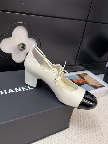 MARY JANE PUMPS 55 MM IN WHITE MIX BLACK LAMBSKIN