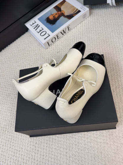 MARY JANE PUMPS 55 MM IN WHITE MIX BLACK LAMBSKIN