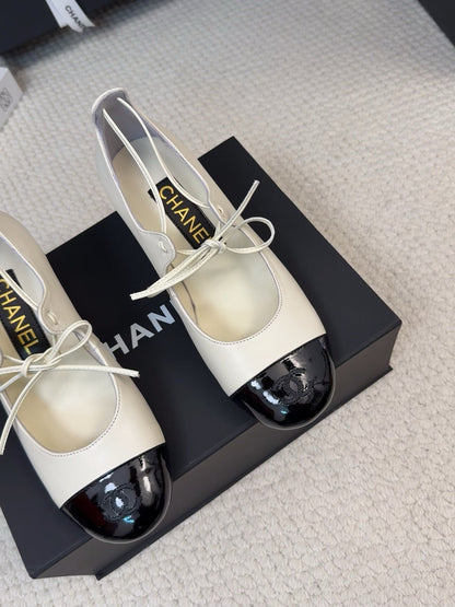 MARY JANE PUMPS 55 MM IN WHITE MIX BLACK LAMBSKIN