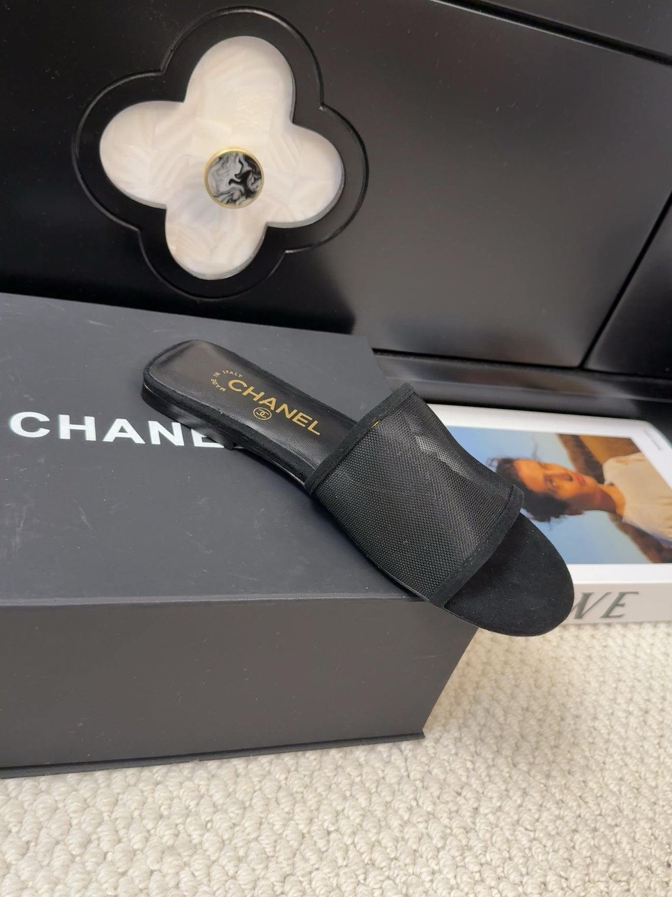 FLAT SLIDE IN BLACK MESH AND SUEDE