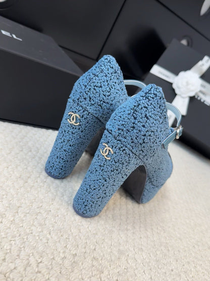 FLATFORM SANDAL IN AEGEAN BLUE TWEED AND BLACK FABRIC