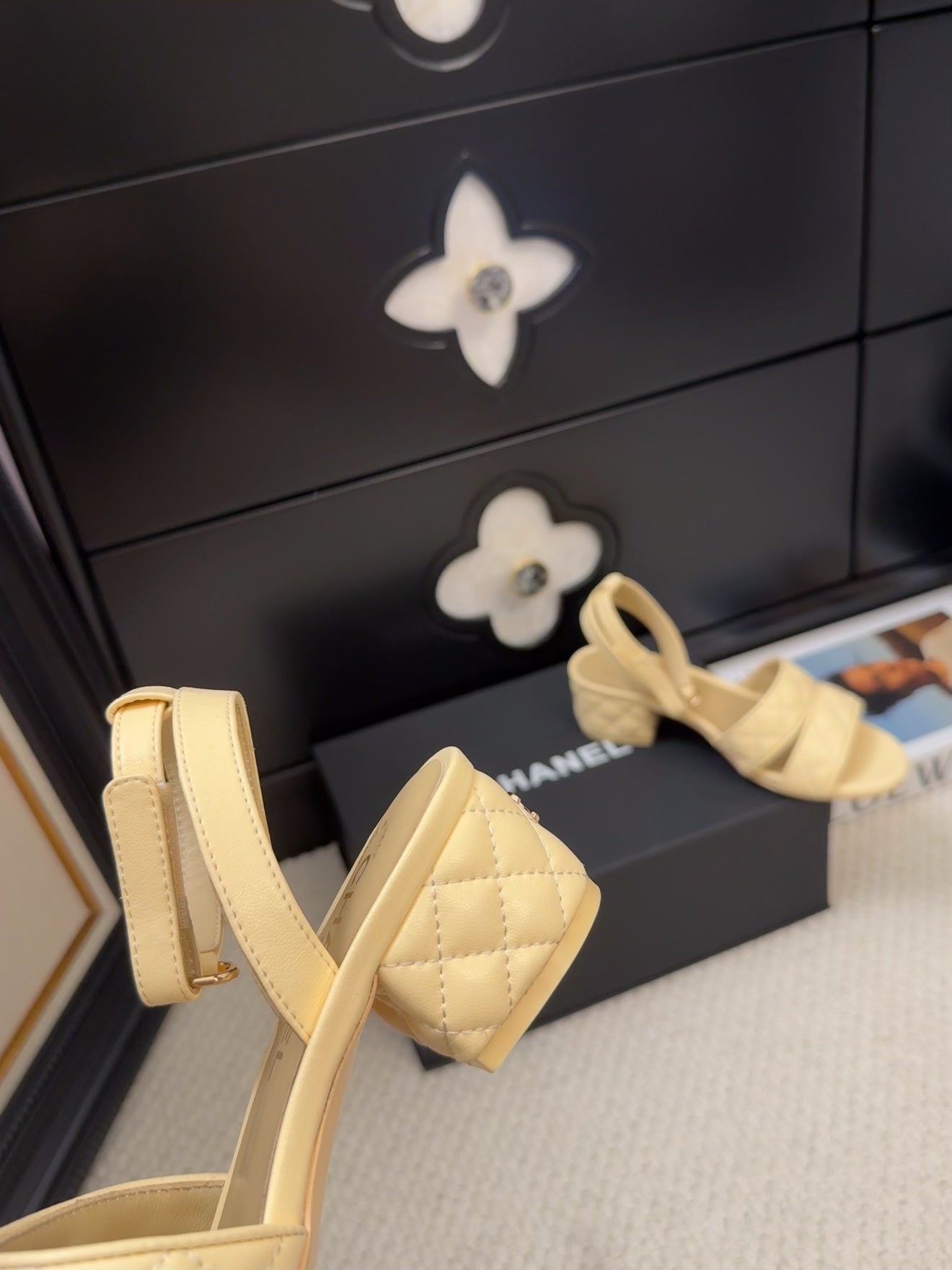 25C Sandal 45mm Open Heel Beige Lambskin 233490