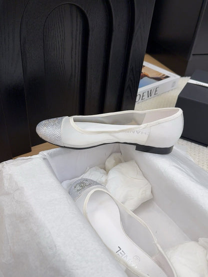 BALLET FLAT IN WHITE FABRIC AND MESH WITH CRYSTALS