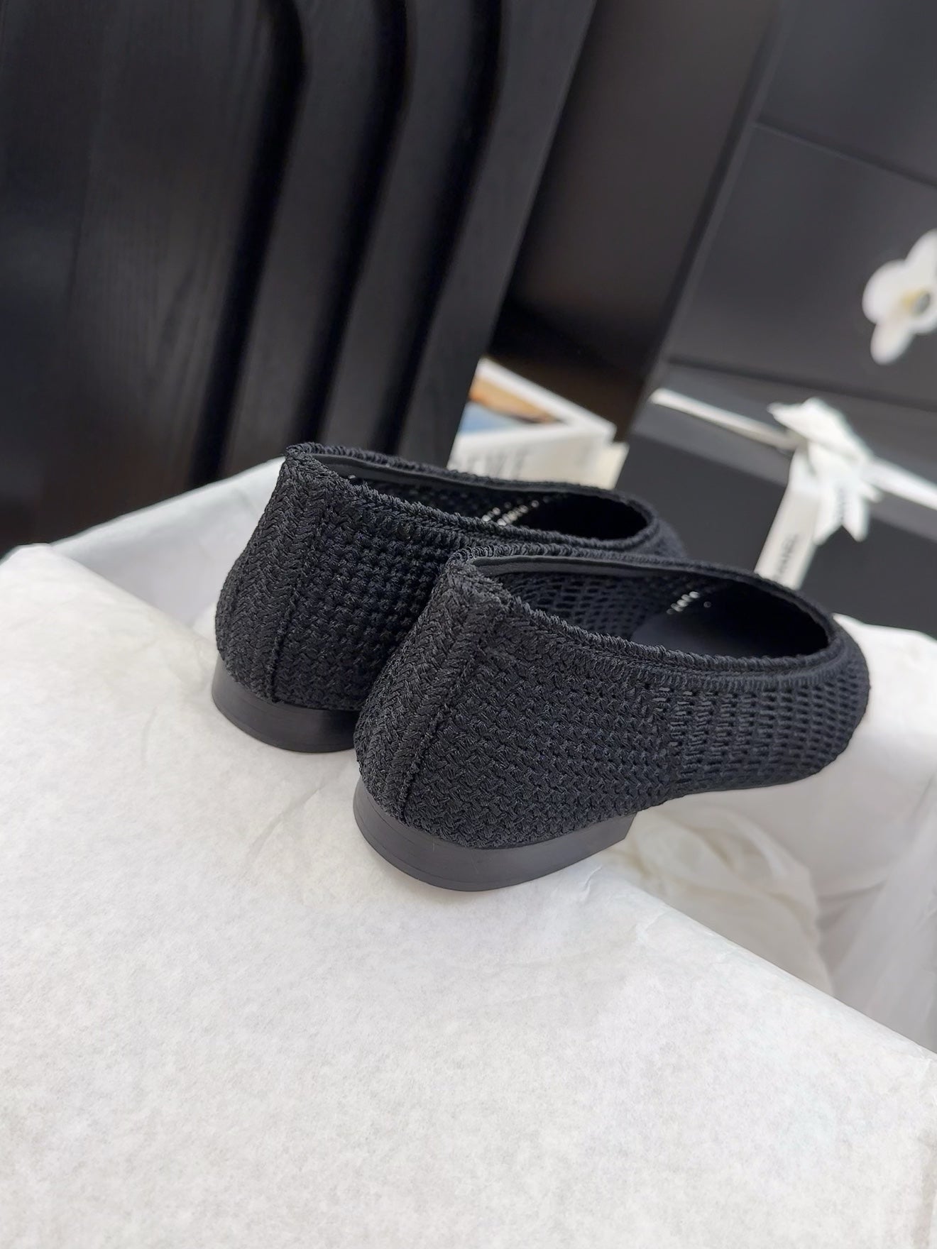 CC 25 Ballet Flat Black Raffia