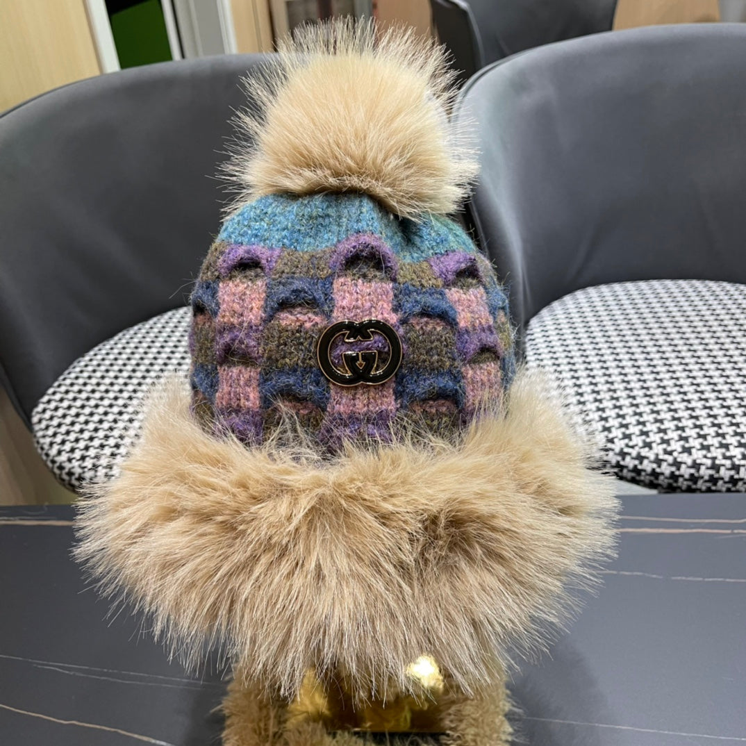 BEANIE HAT IN COLORFUL WOOL AND RABBIT FUR 392115
