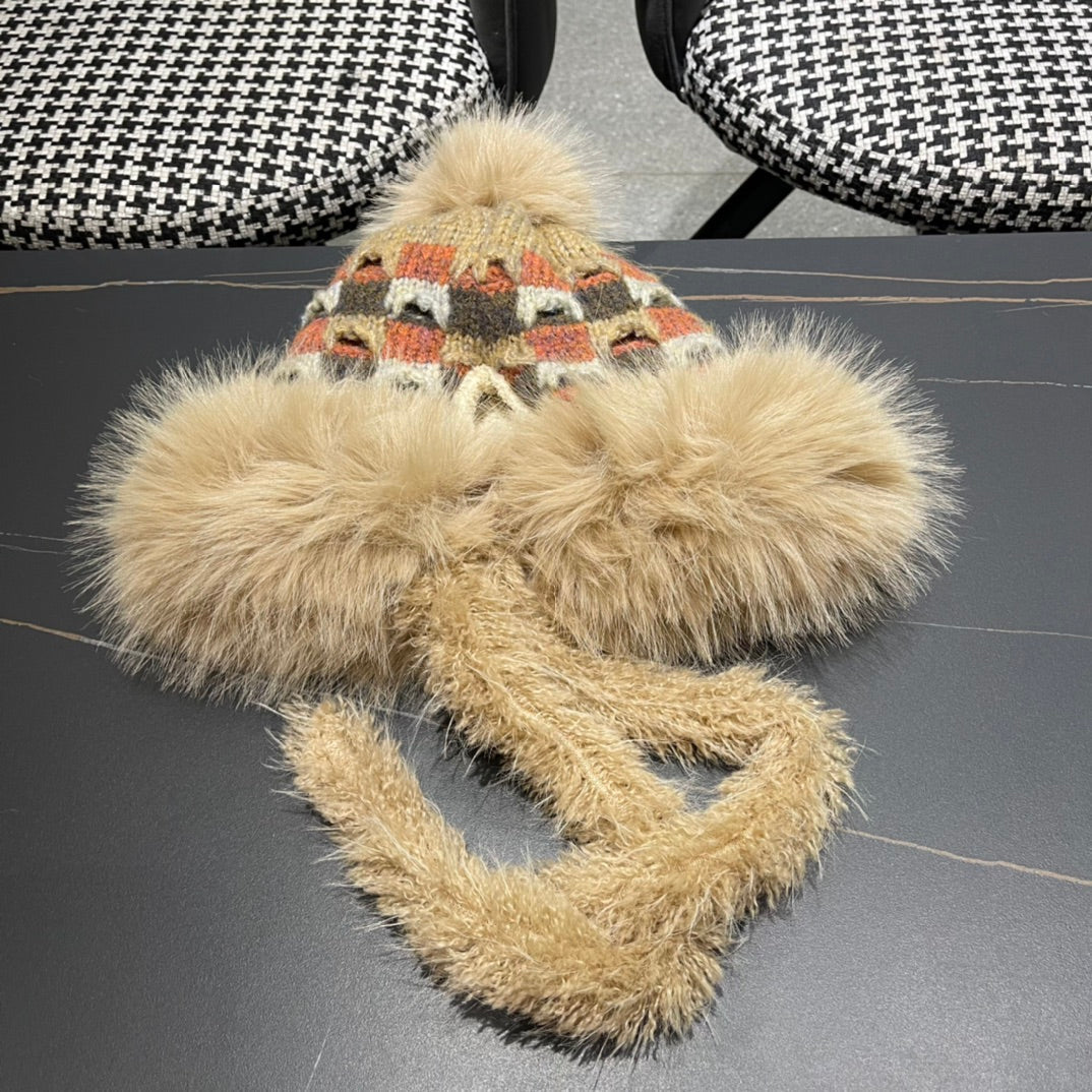 BEANIE HAT IN COLORFUL WOOL AND RABBIT FUR 392117
