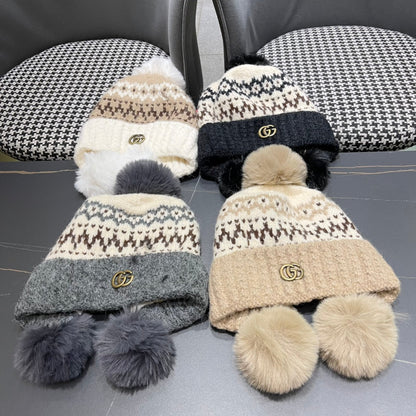 BEANIE HAT IN COLORFUL WOOL 394005