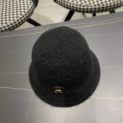 BUCKET HAT IN BLACK WOOL PLUSH 399230