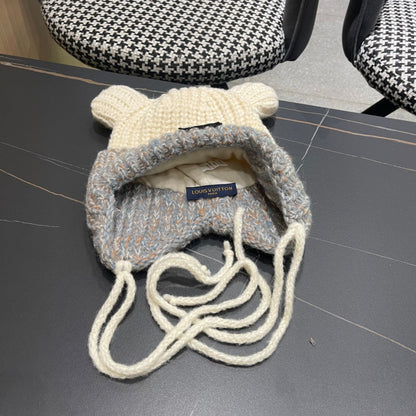 KNITTED BEANIE HAT WITH CUTE EARS IN WHITE MIX GRAY WOOL 403484