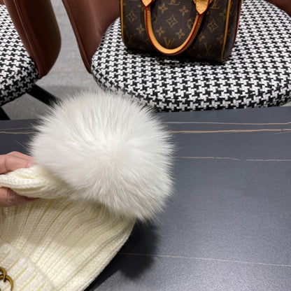 BEANIE HAT IN WHITE WOOL 403393
