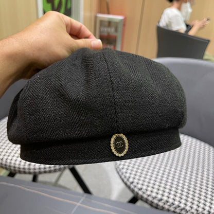BERET HAT IN BLACK FABRIC 420941