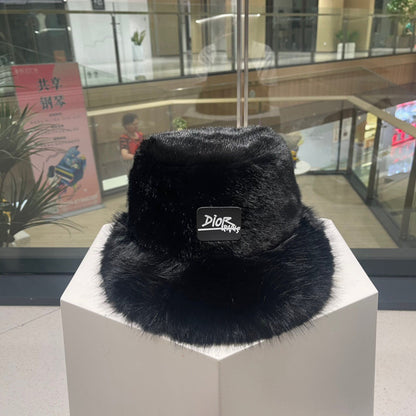 PLUSH FISHERMAN HAT IN BLACK RABBIT FUR 426096