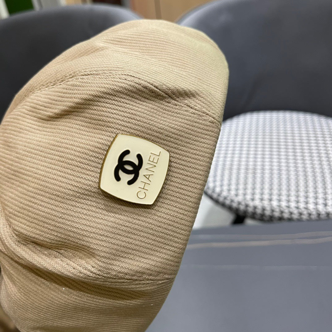 BERET HAT IN PEANUT BROWN CORDUROY 429843