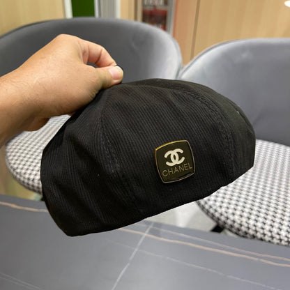 BERET HAT IN BLACK CORDUROY 429844