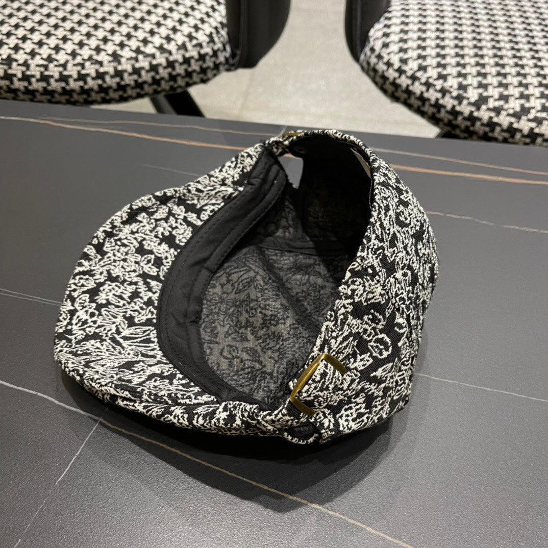 BAKER BOY CAP IN BLACK MIX WHITE FABRIC 431519