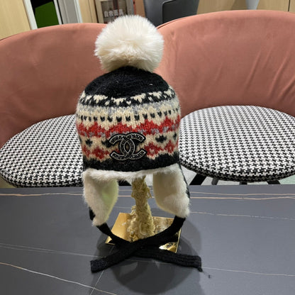 PLUSH WINTER HAT COLORFUL 431203