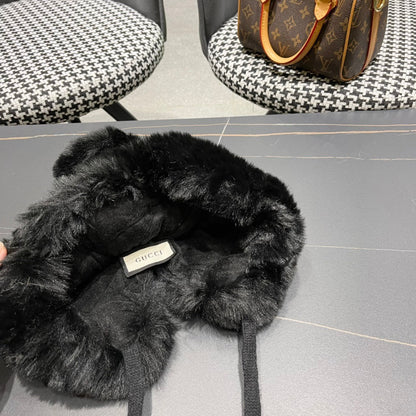 DEERSTALKER HAT IN BLACK WOOL AND FLEECE 434696