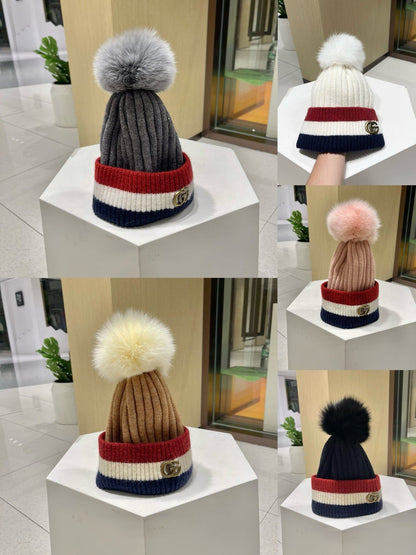 BEANIE HAT IN COLORFUL WOOL 434723