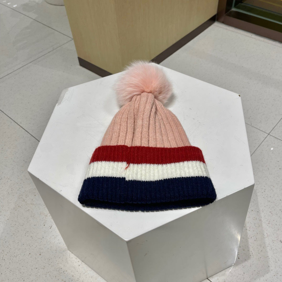 BEANIE HAT IN COLORFUL WOOL 434723
