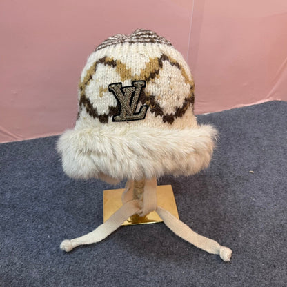 KNITTED WOOL HAT COLORFUL 436579