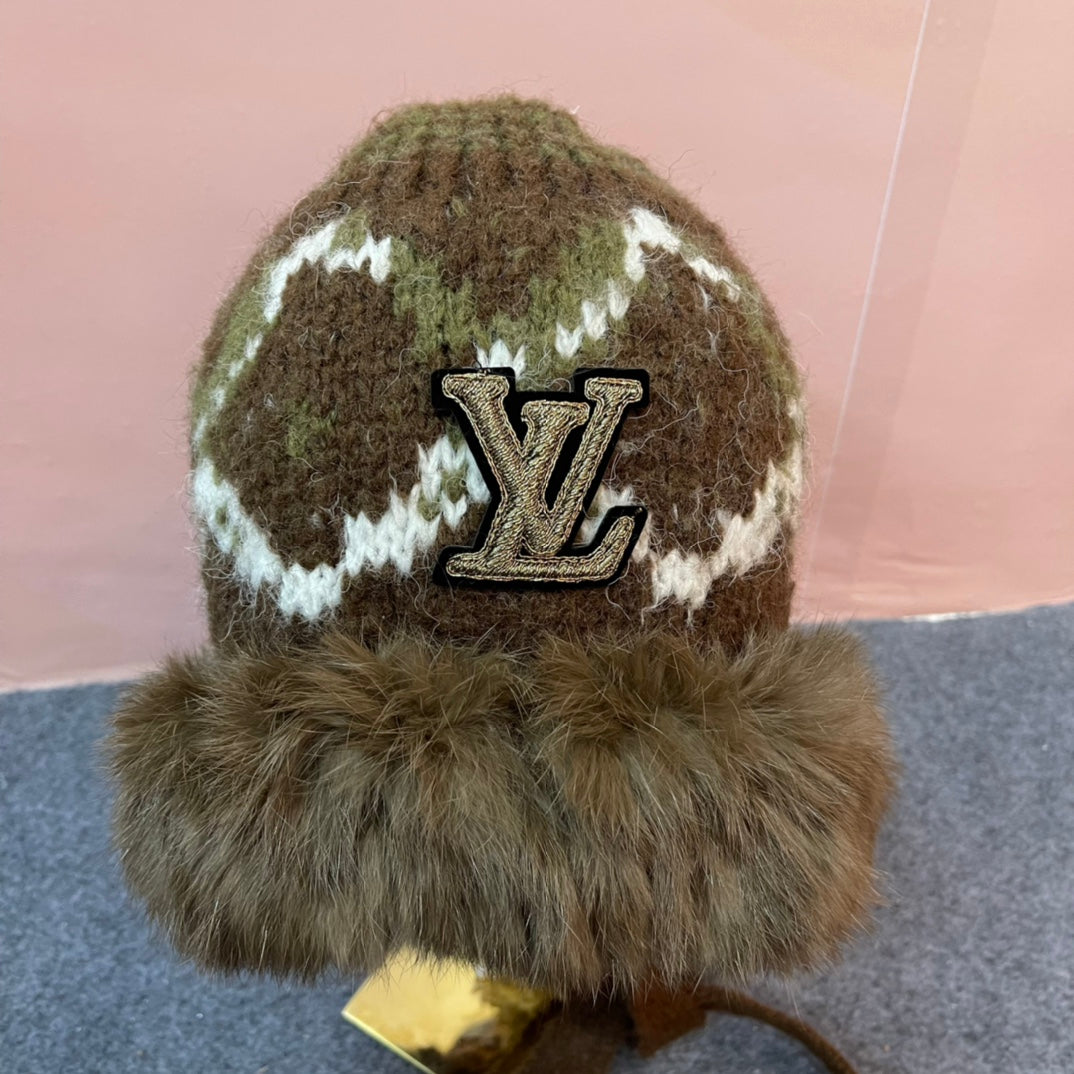 KNITTED WOOL HAT COLORFUL 436581