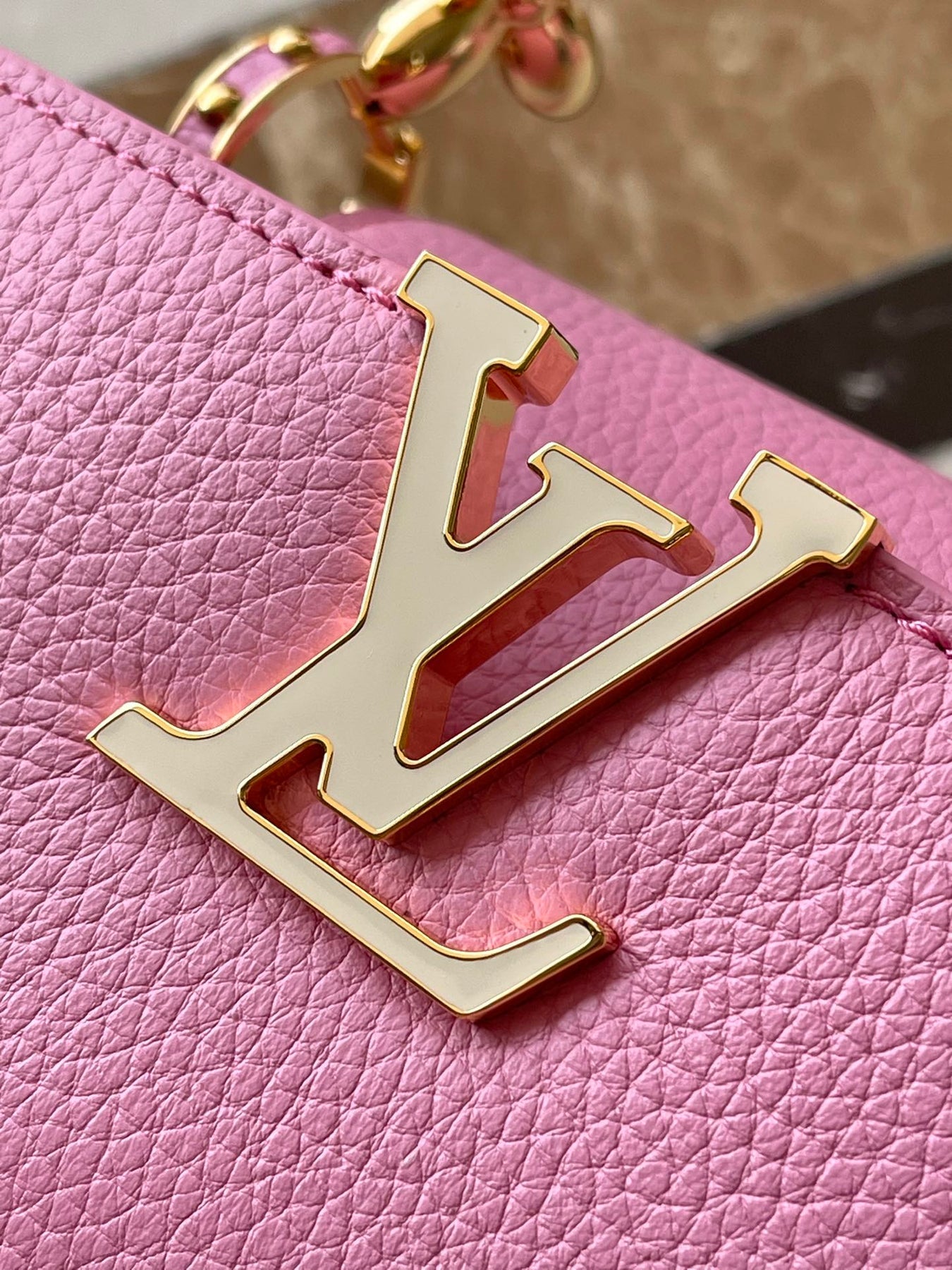 CAPUCINES BB 26 IN MARSHMALLOW PINK TAURILLON GOLD HARDWARE