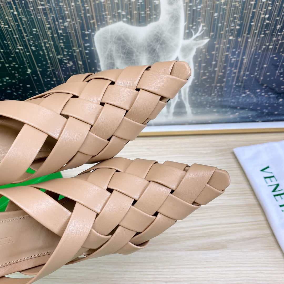 ALFIE LEATHER HIGH MULES IN CAMEL BEIGE CALFSKIN WITH WOVEN DESIGN