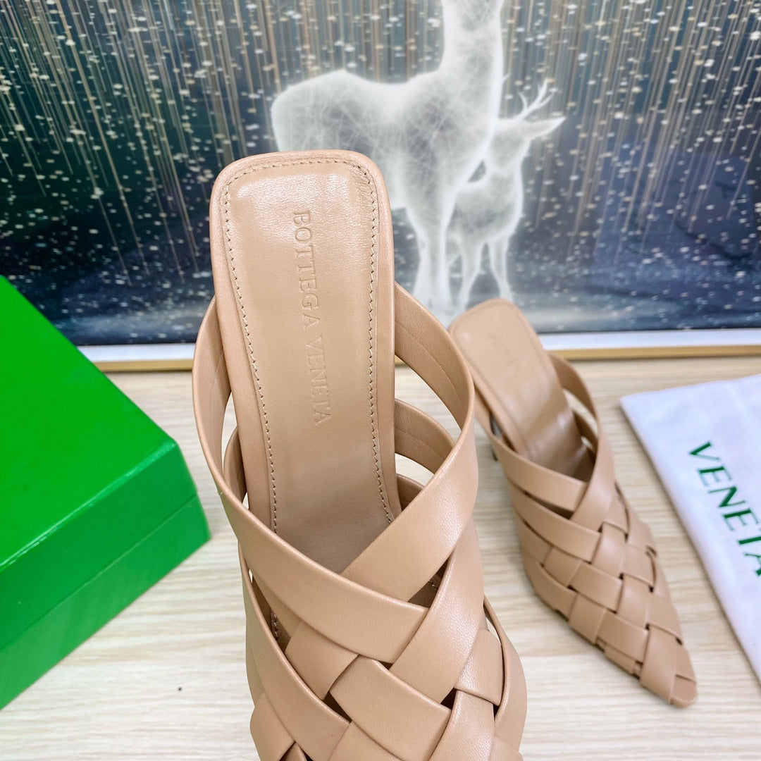 ALFIE LEATHER HIGH MULES IN CAMEL BEIGE CALFSKIN WITH WOVEN DESIGN