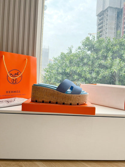 EZE 65 SANDAL SKY BLUE SUEDE