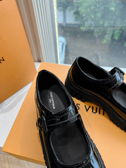 RUBY FLAT MARY JANE IN BLACK PATENT CALFSKIN