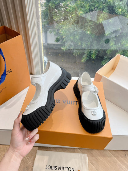 RUBY FLAT MARY JANE IN WHITE PATENT CALFSKIN