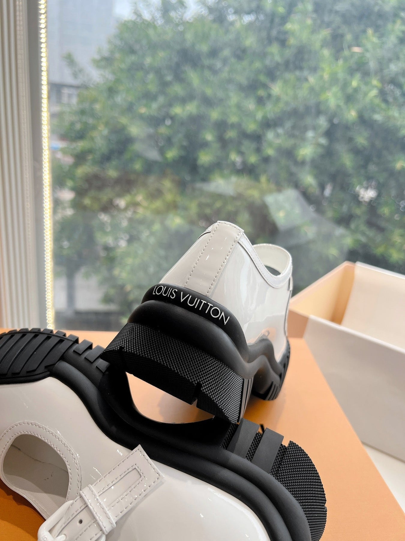 RUBY FLAT MARY JANE IN WHITE PATENT CALFSKIN