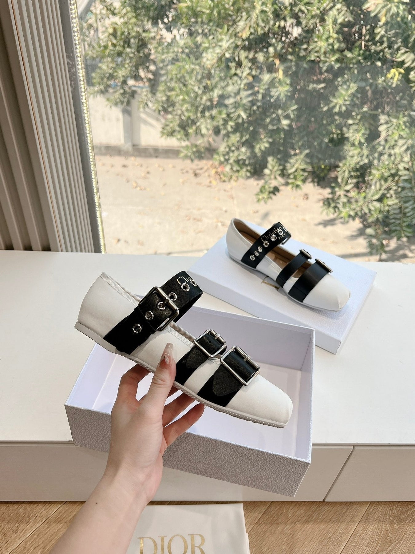 PUNK BALLET FLAT IN WHITE MIX BLACK SUPPLE CALFSKIN