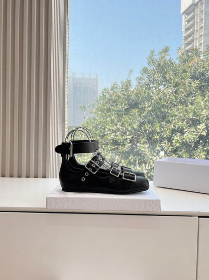 PUNK BALLET FLAT IN BLACK CALFSKIN