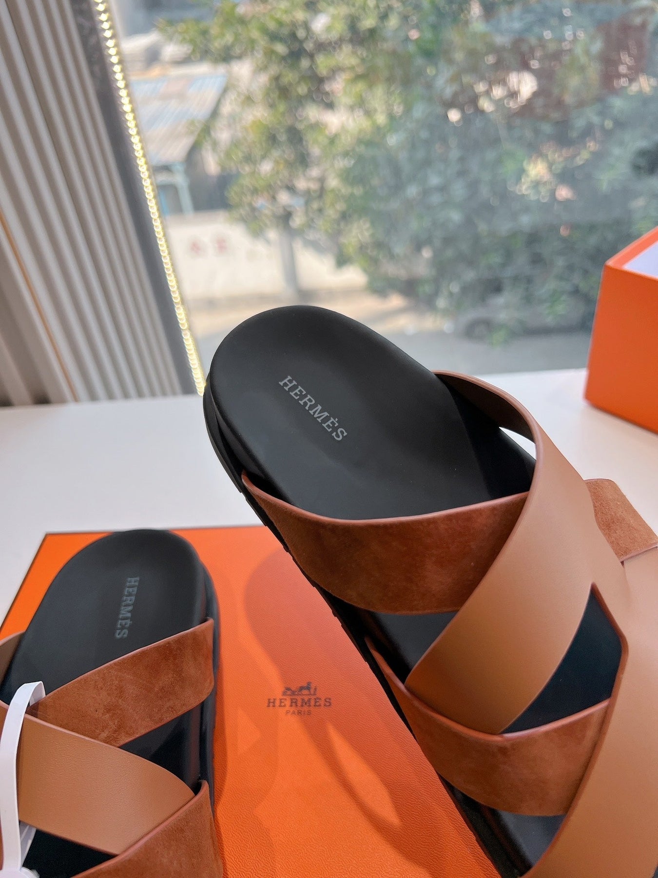 KAZIMIR SANDAL IN BRONZE BROWN CALFSKIN AND SUEDE