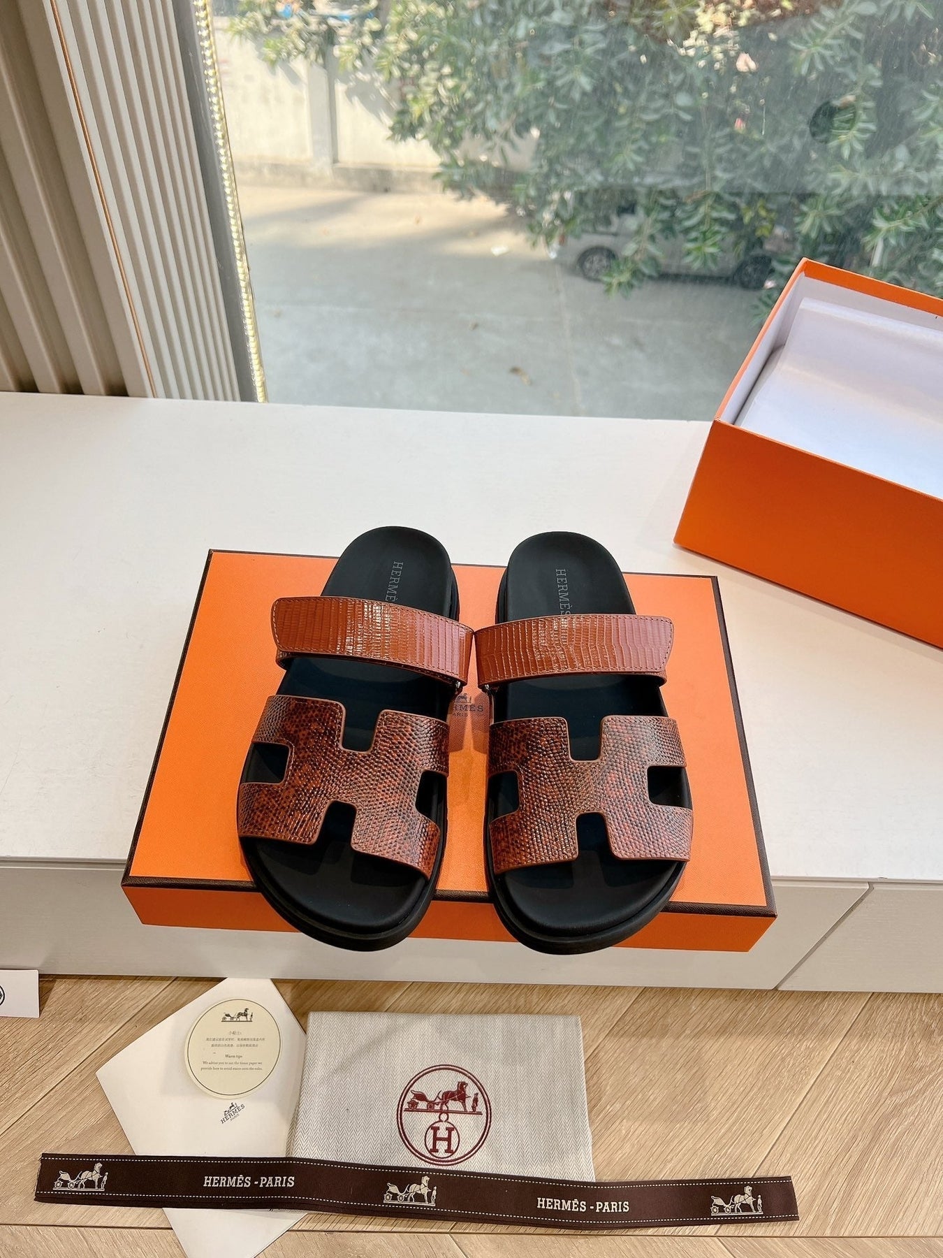 CHYPRE SANDAL IN PECAN BROWN LIZARD SKIN