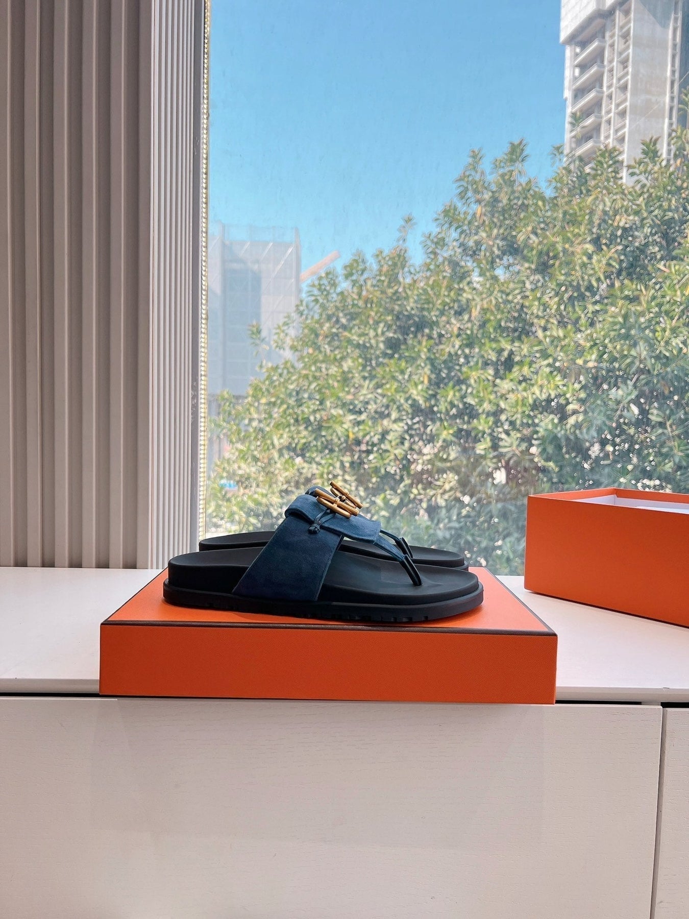 JOYCE SANDAL IN NAVY BLUE SUEDE