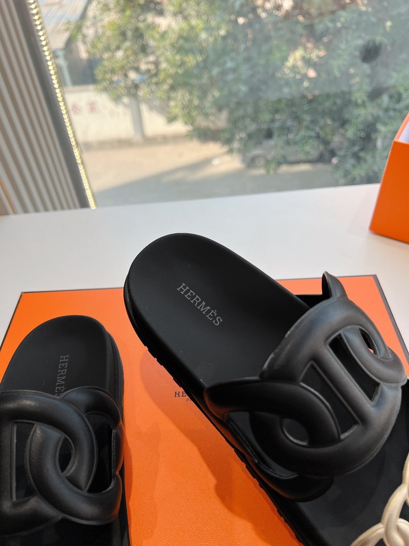 EXTRA SANDAL IN BLACK MIX SILVER CALFSKIN