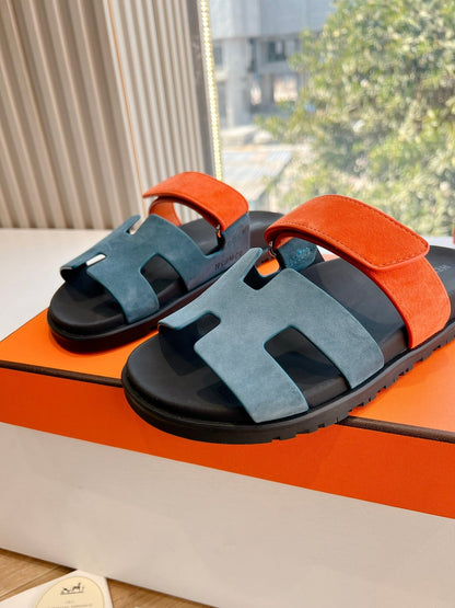 CHYPRE SANDAL IN TEAL GREEN MIX FIRE ORANGE SUEDE