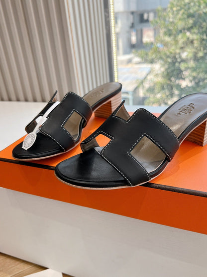 0ASIS SANDAL IN BLACK CALFSKIN