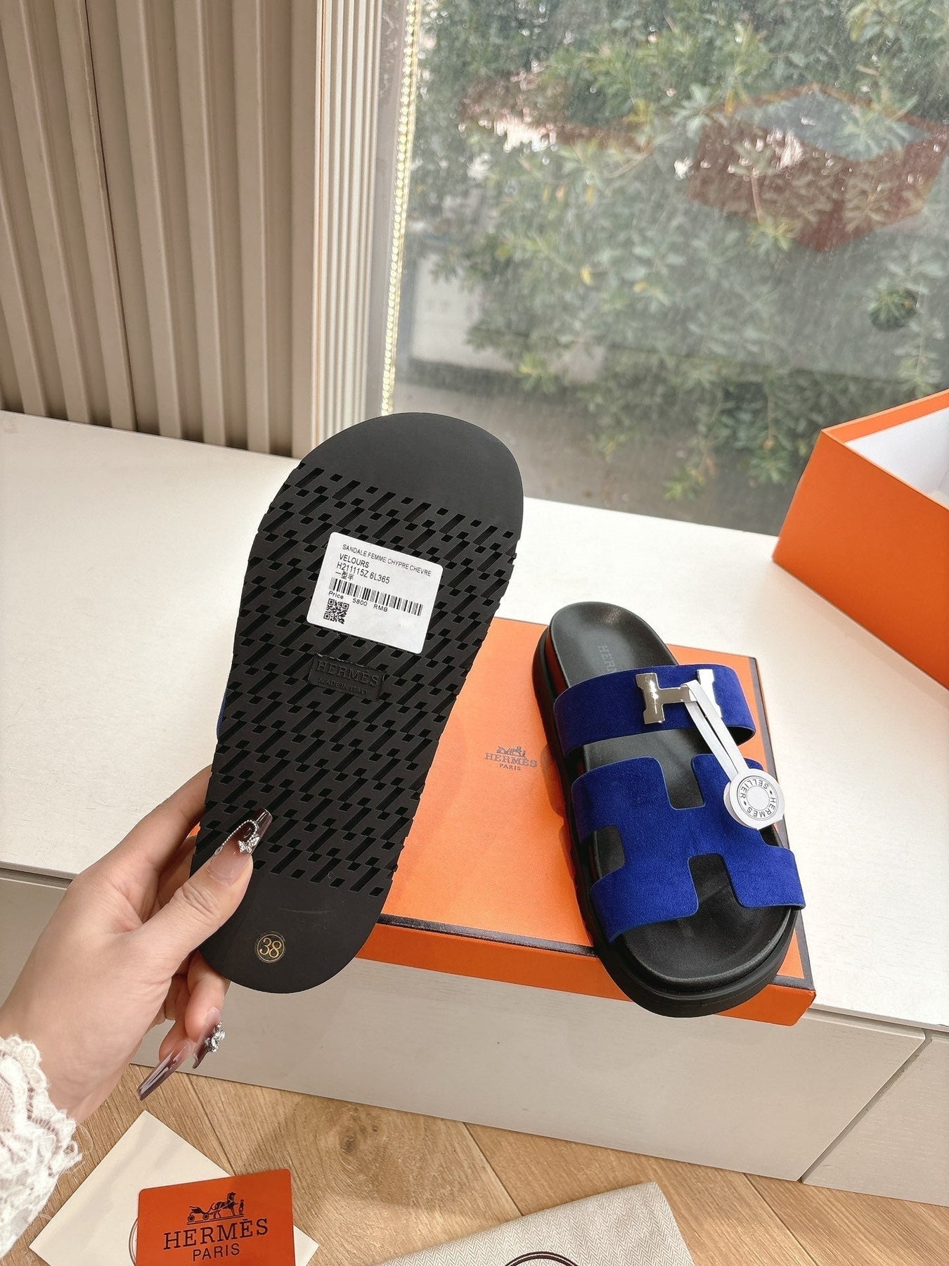 CHYPRE SANDAL IN COBALT BLUE SUEDE