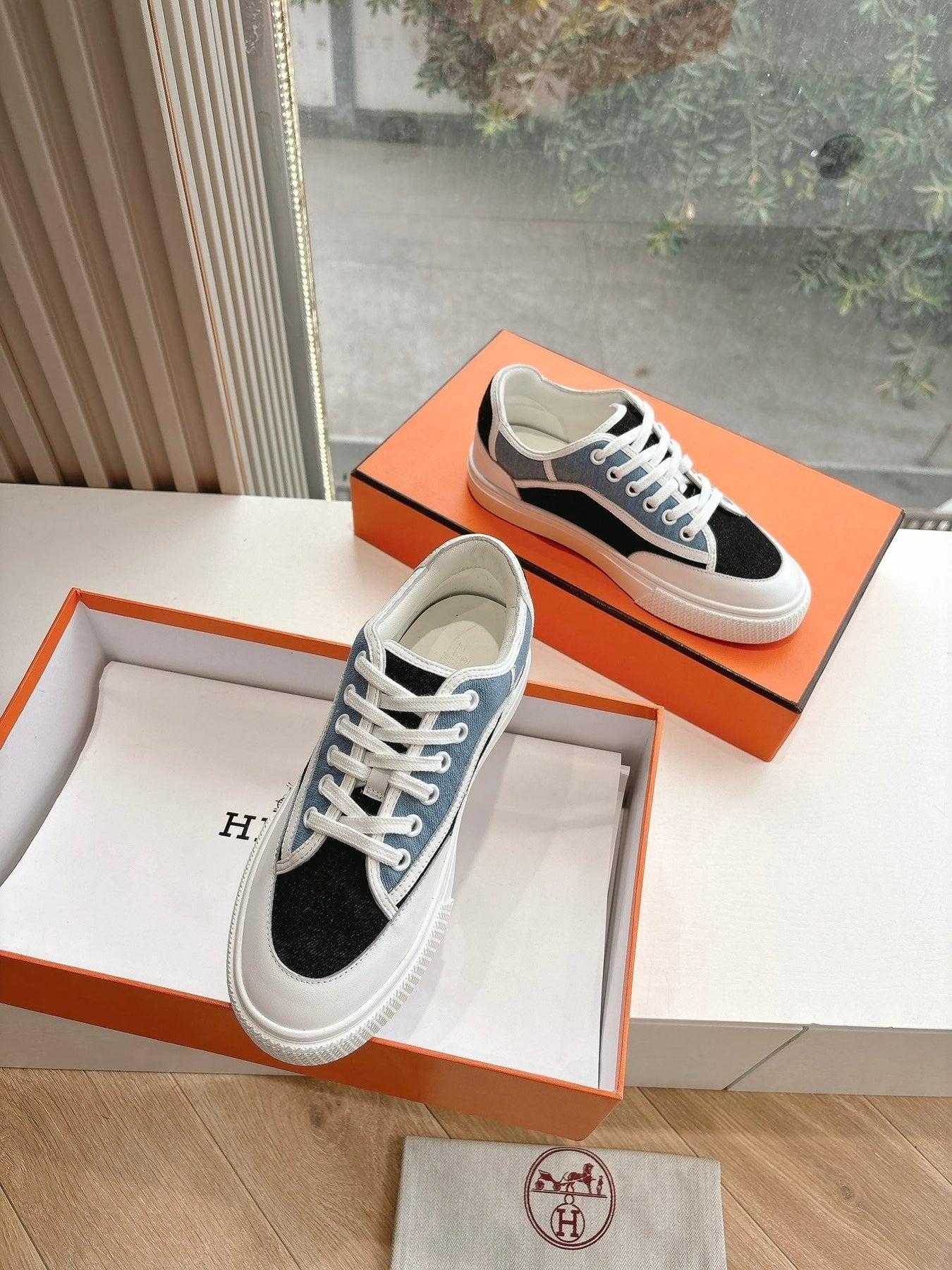 GET SNEAKER IN BLACK MIX LIGHT BLUE CANVAS AND CALFSKIN