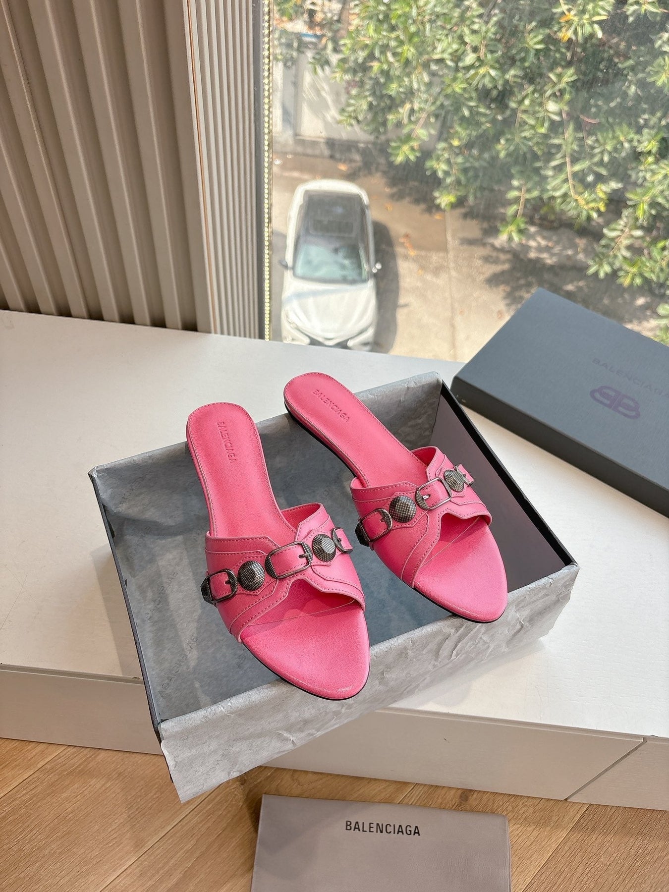 CAGOLE FLAT MULES IN FRENCH PINK CALFSKIN