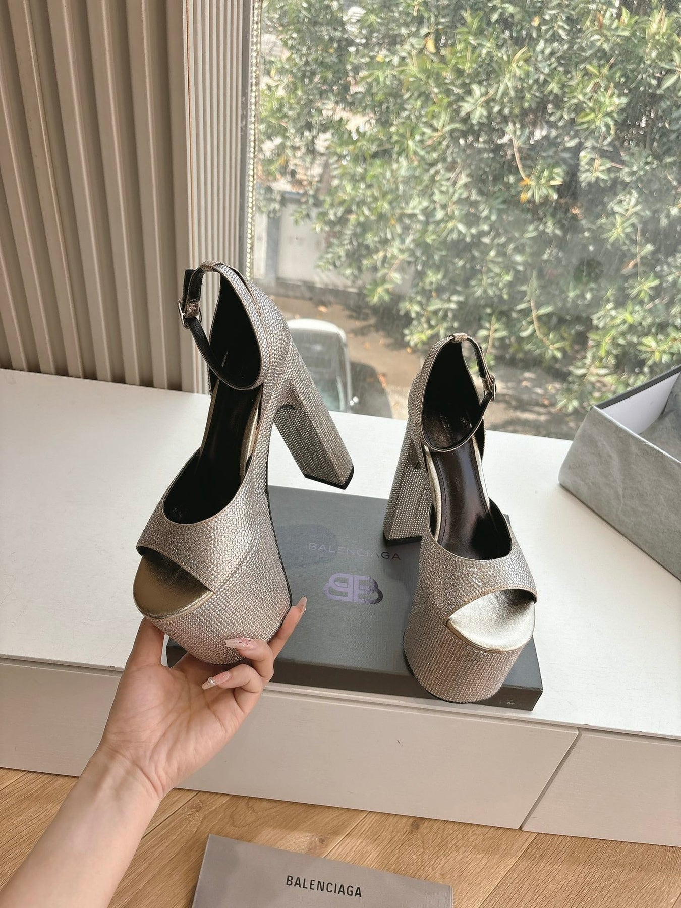 PLATFORM ANKLE STRAP HEELS IN BEIGE METALLIC ATTACHED RHINESTONES CALFSKIN