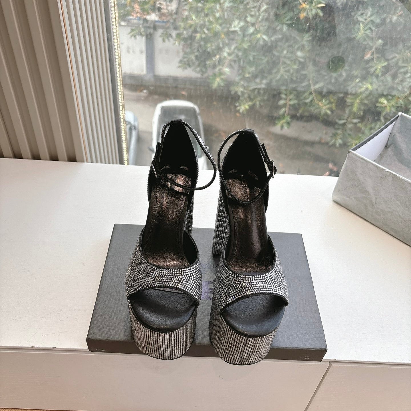 PLATFORM ANKLE STRAP HEELS IN BLACK ATTACHED RHINESTONES CALFSKIN