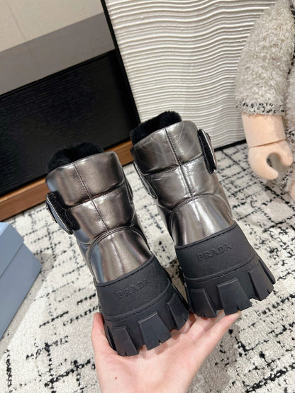 MONOLITH ANKLE BOOTS WITH STRAP IN METALLIC GRAY CALFSKIN AND FLEECE LINING
