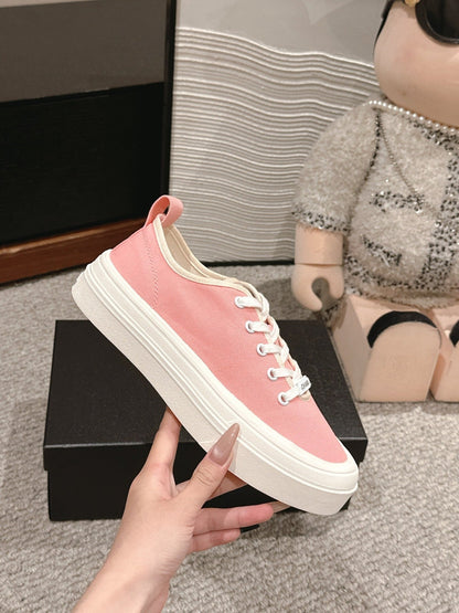 LACE-UP SNEAKERS IN PASTEL PINK CANVAS