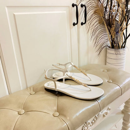 GG SIGNORINA THONG SANDALS IN WHITE SHEEPSKIN