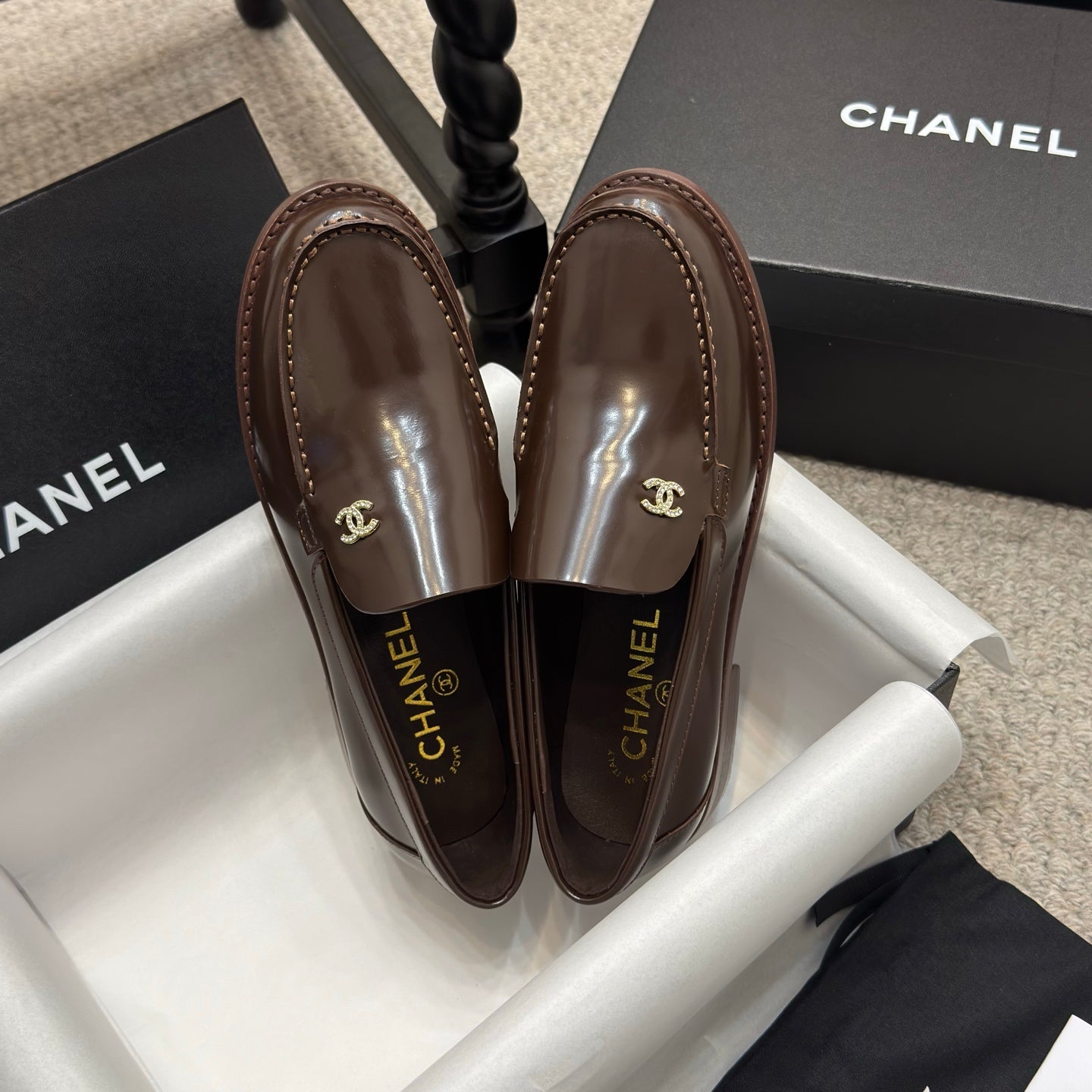 CC 25C Moccasins Chocolate Patent Leather